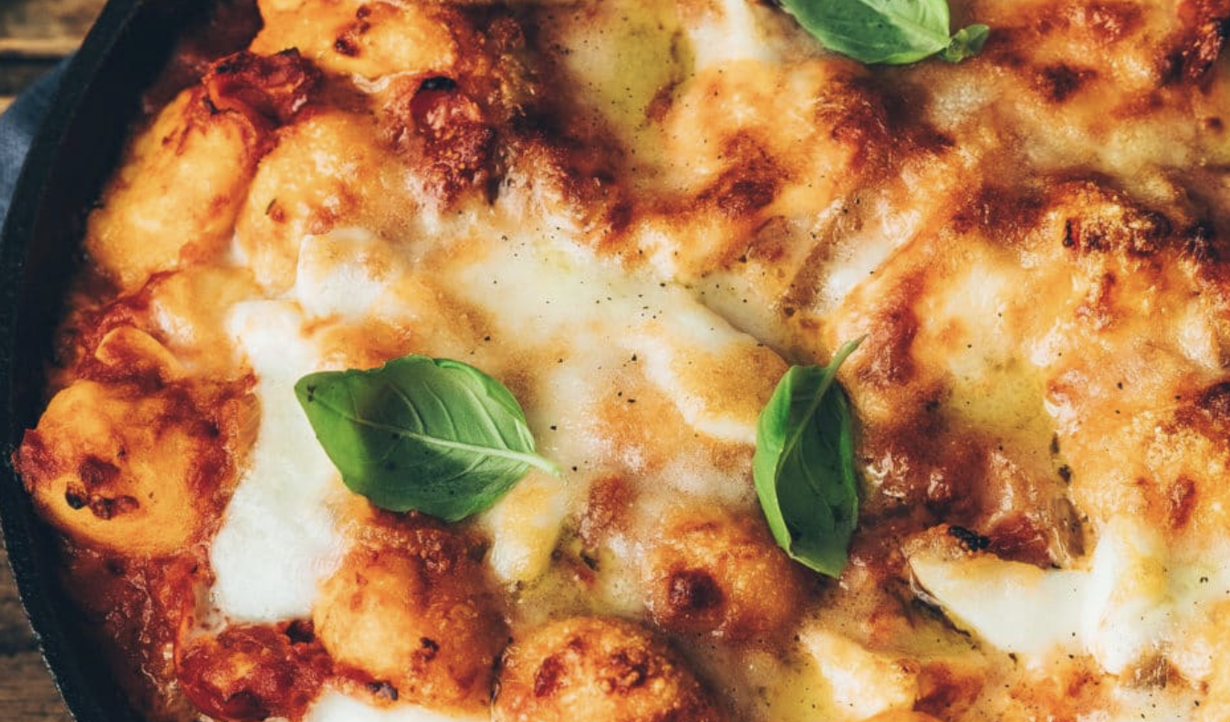 Gratin de gnocchis, sauce tomates et mozzarella